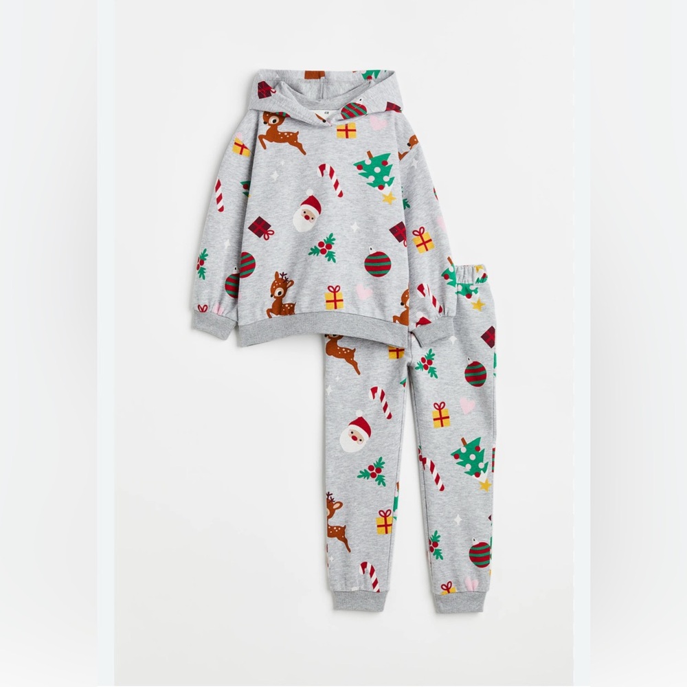 H&M Festive Gray Kids 2 pc Set with Christmas Print Size 9-10